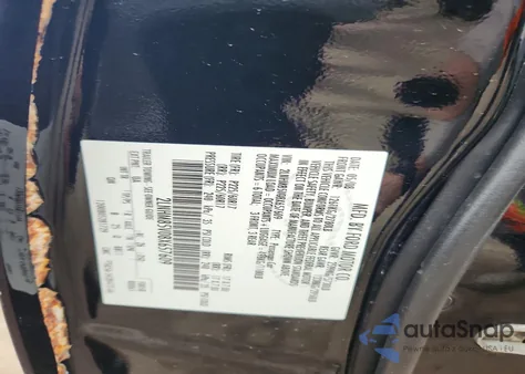 2008 Lincoln Town Car Signature Long Wheelbase z USA, uszkodzony, nr VIN 2LNHM85V08X657609